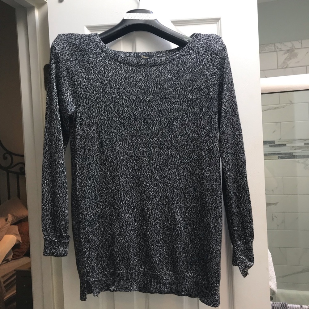 Cupio Long Sweater Size M. Black Silver Thread.